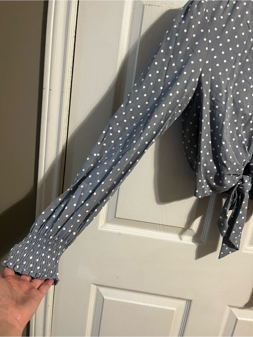 entro | NWT! Blue Polka Dot Tie-Front Blouse - Sz Small - Picture 2 of 10